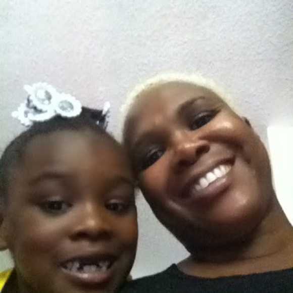 Meet your Posher, Hannette - Picture 1 of 1